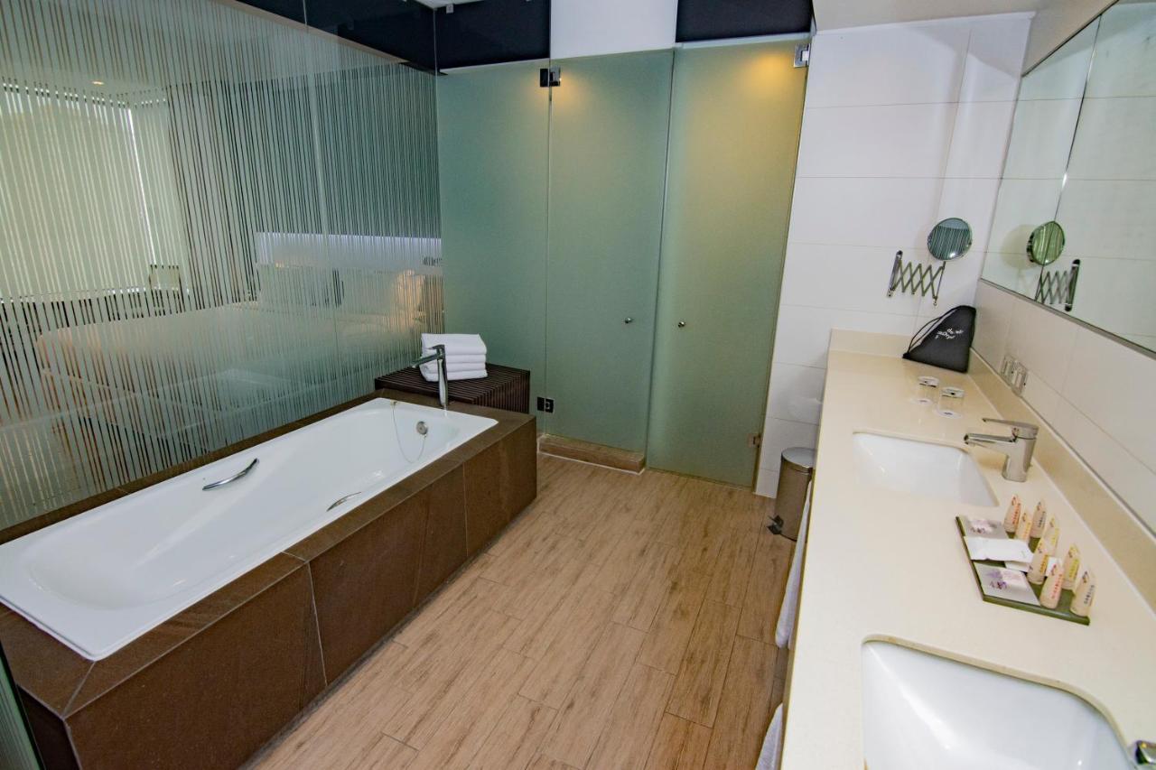 King Studio Suite - Non-Smoking,1624326382:JPEG