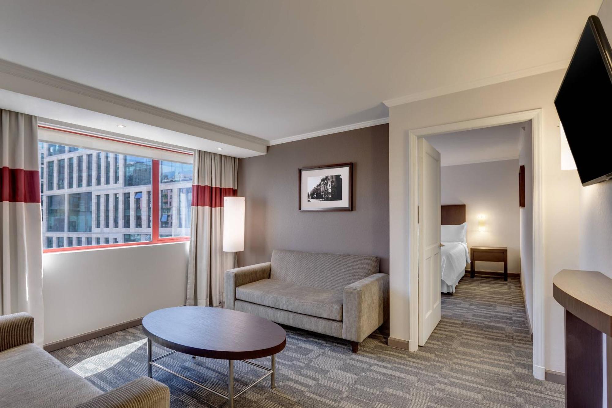 Executive King Suite with City View,1709644861:JPEG