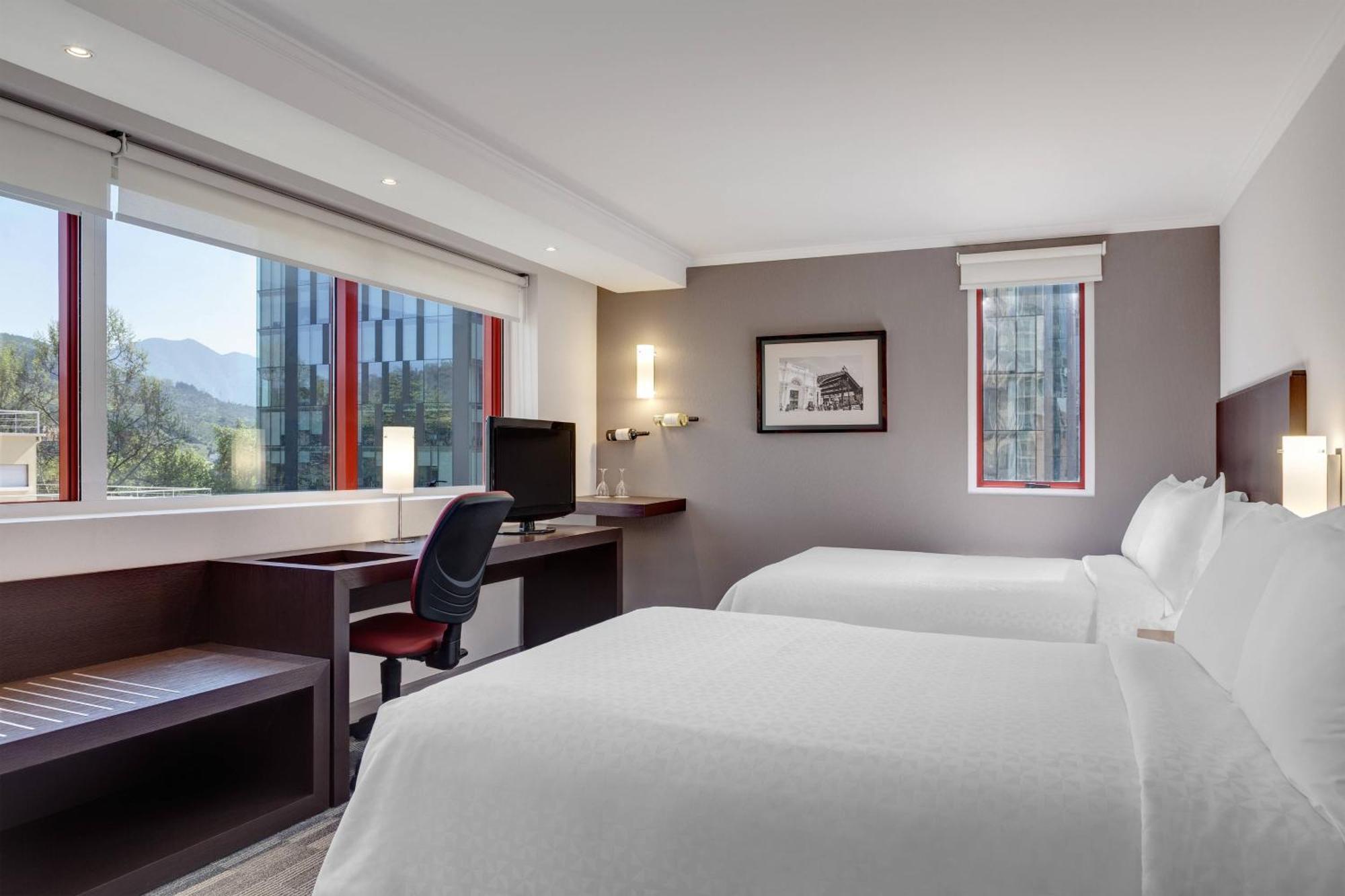 Chambre 2 Lits Doubles Deluxe - Vue sur Ville