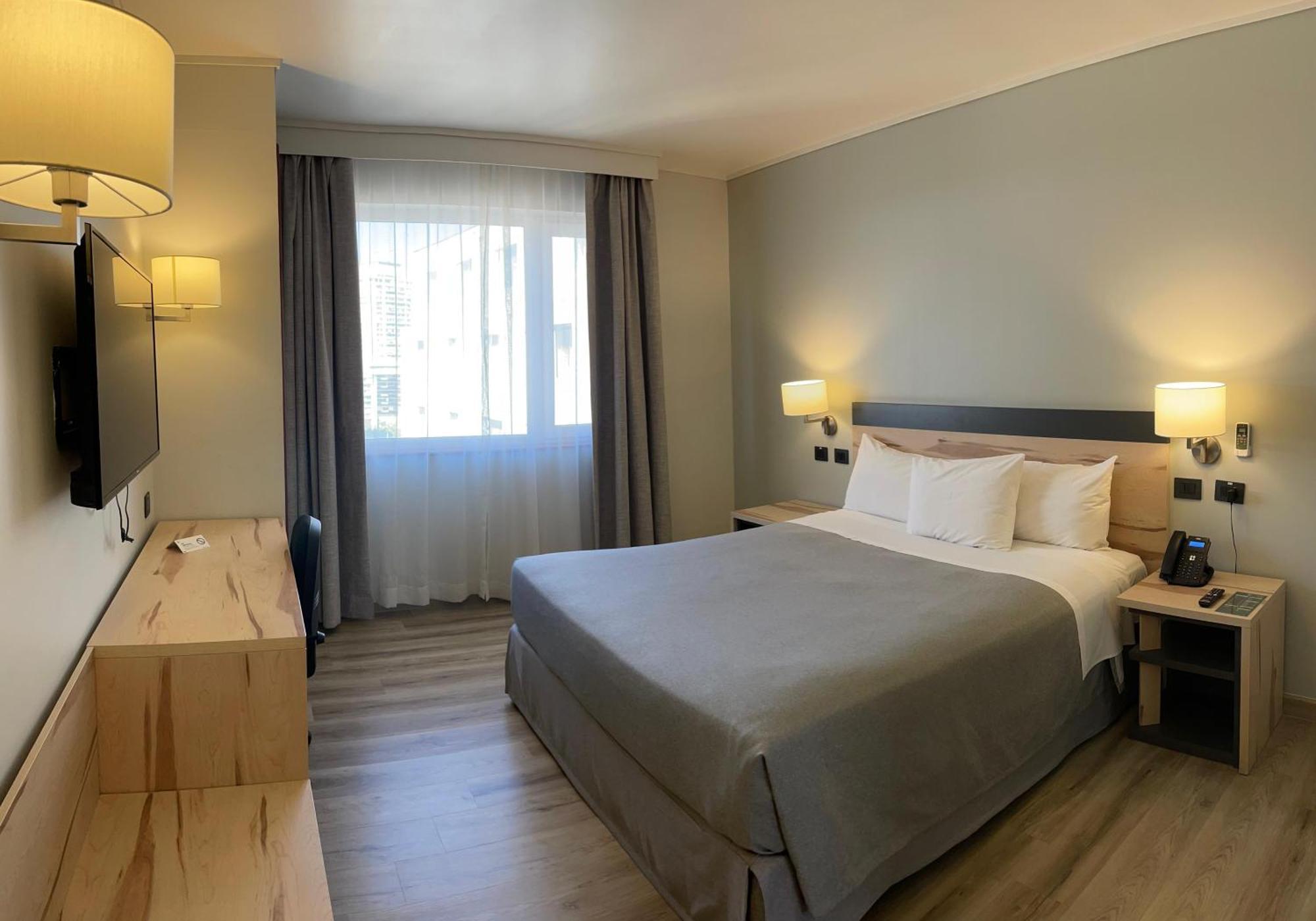 Quarto Standard com Cama Queen-size