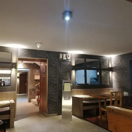 Hotel Diego De Velazquez-3